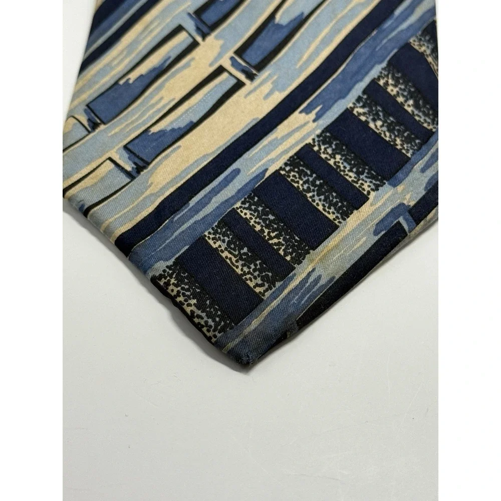 Guy Laroche Paris Mens 100% Silk Tie Blue Abstract Geometric Vintage Necktie